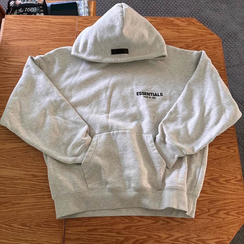 Essentials Fear of God women’s grey sweatshirt